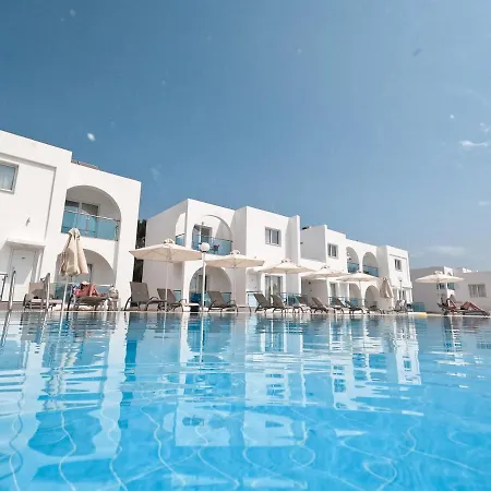 Apart Otel Kaos Aya Napa