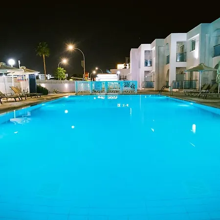 Apart Otel Kaos 2*