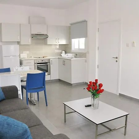Apart Otel Kaos Aya Napa