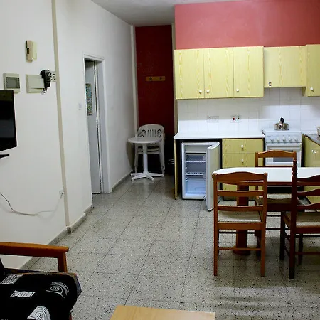 Kaos Apart Otel 2*